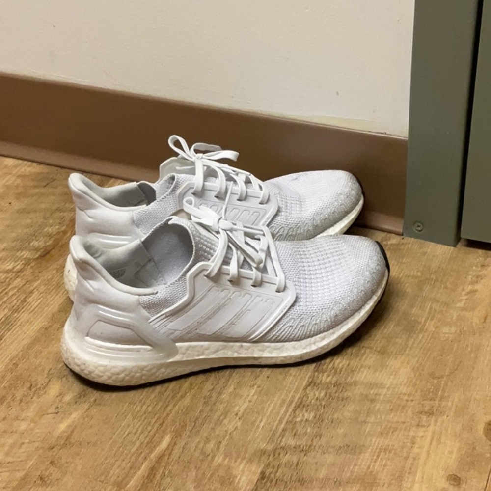 Adidas Hyperboost 20 - image 1